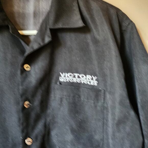 Victory Motorcycles USA Shirt Mens Size M Short Sleeve Button Flames Garage Shop - Picture 4 of 7